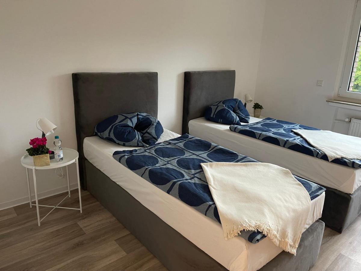 Monteurzimmer Porta Westfalica Eksteriør billede