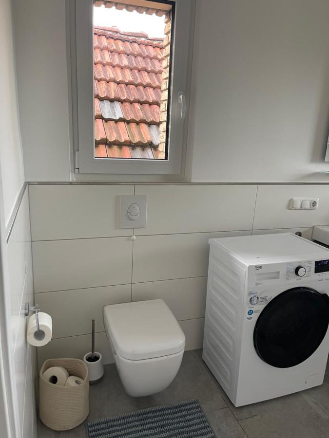 Monteurzimmer Porta Westfalica Eksteriør billede