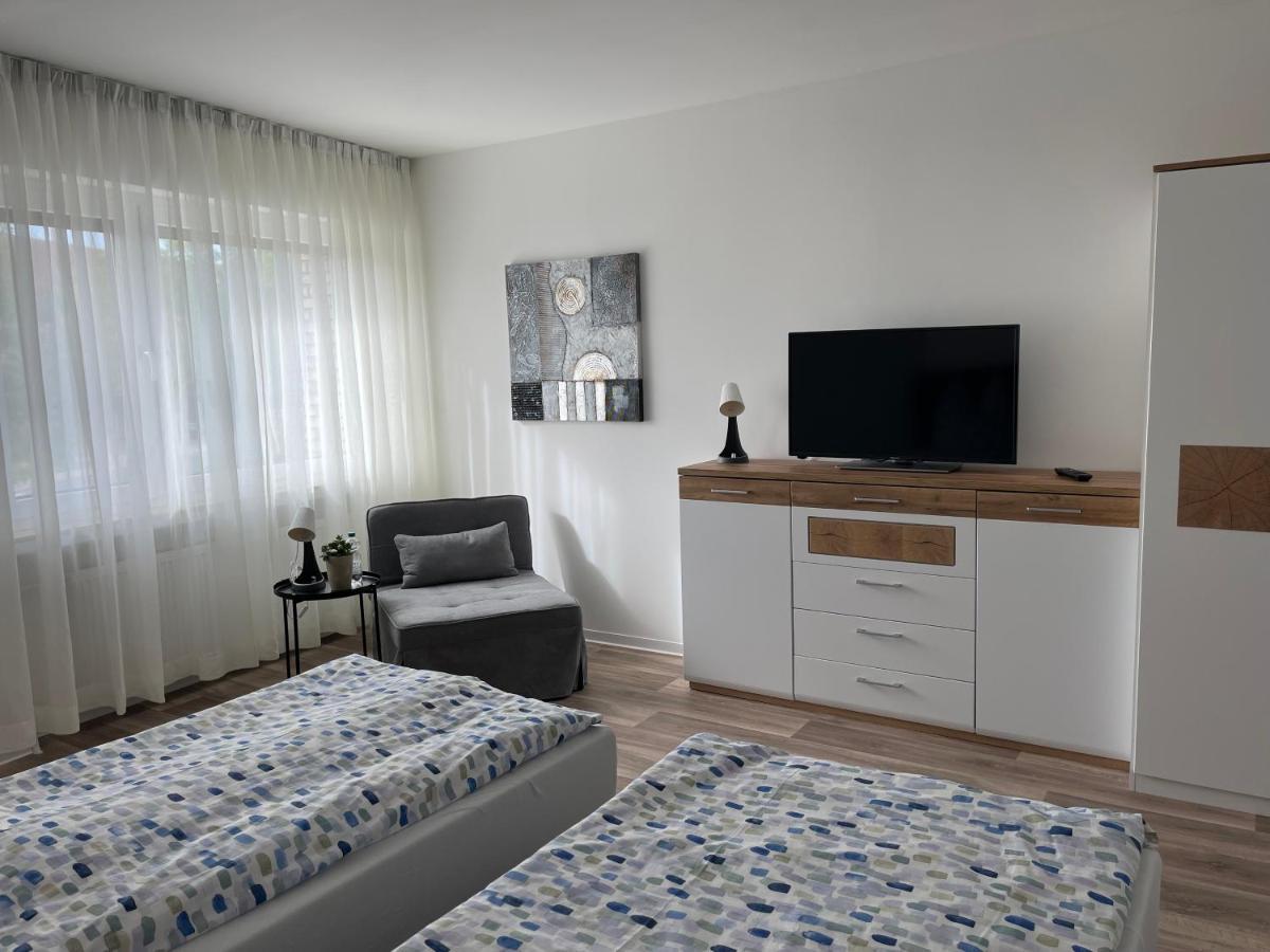 Monteurzimmer Porta Westfalica Eksteriør billede